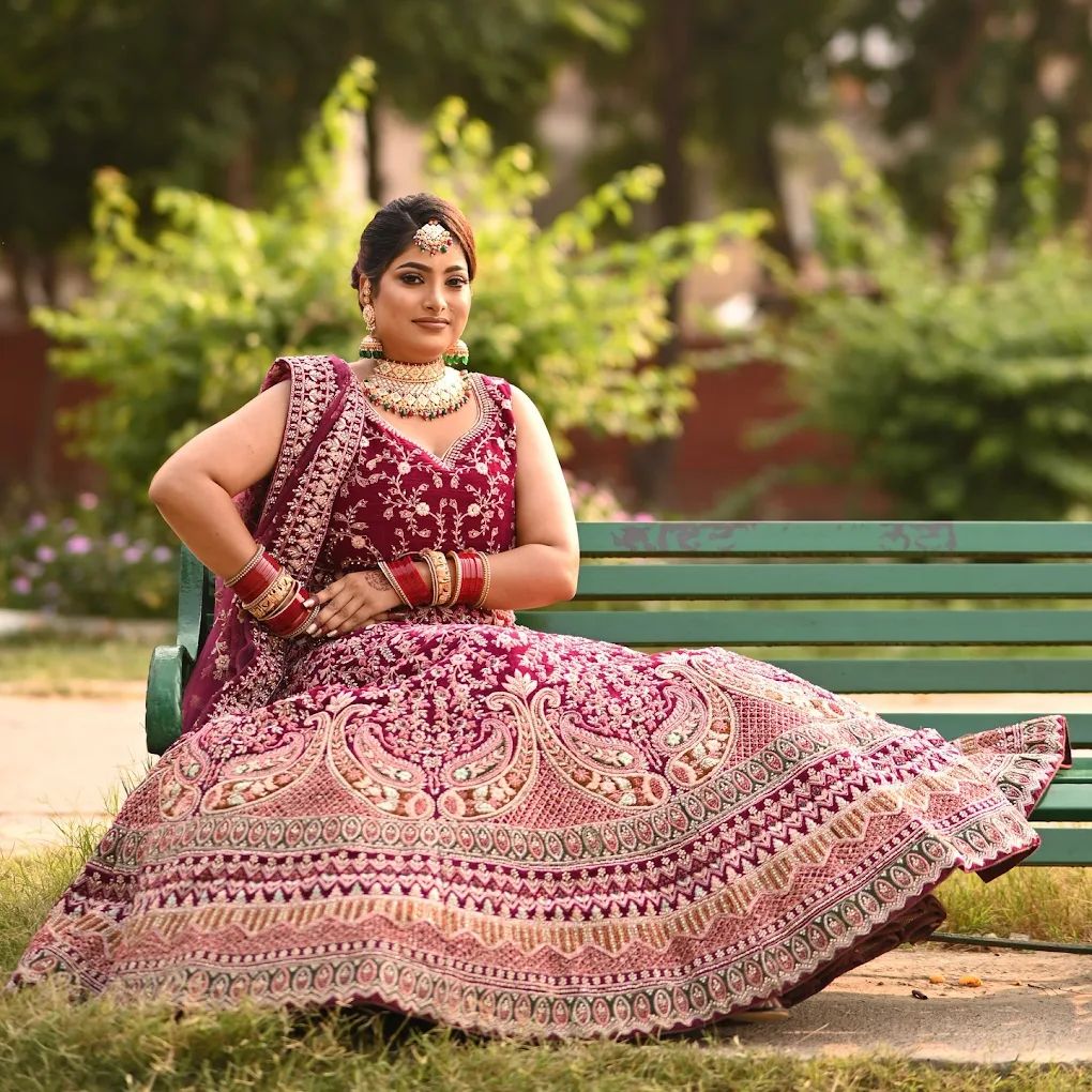 Lakme Academy Powered By Aptech Bathinda:-Best Skin Course Academy in Bathinda